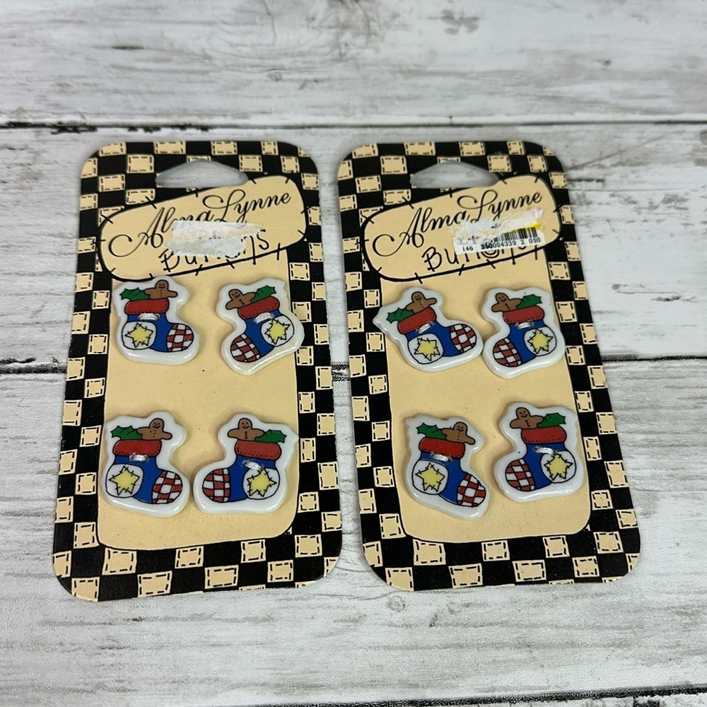 ALMA LYNNE Ceramic Christmas Buttons vtg 1997 Stocking w Gingerbread 8 total NWT